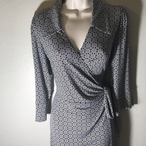 Laundry By Shelli Segal Wrap Geometric Dress - Picture 5 of 9